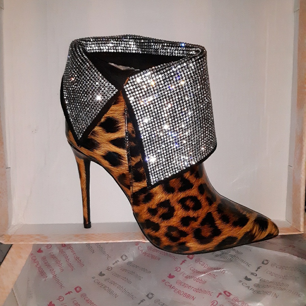 Cape Robbin Leopard Stiletto Booties - Picture 3 of 6